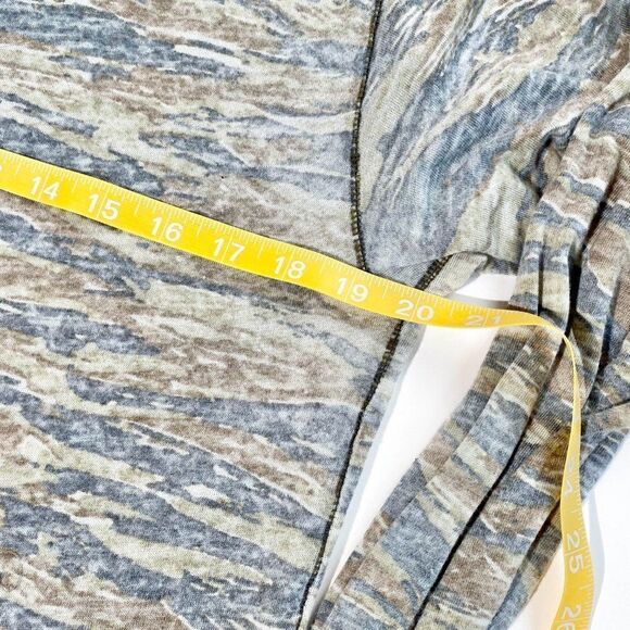 We The Free lightweight camo print tee - Picture 7 of 10